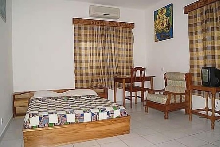 Room 10 of 52