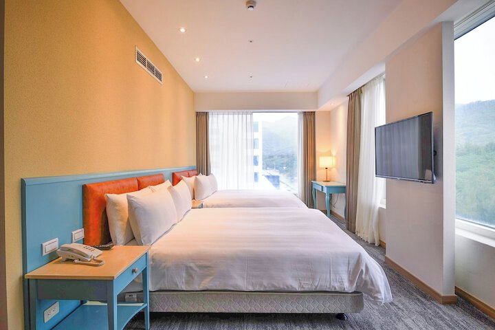 Room 41 of 95
