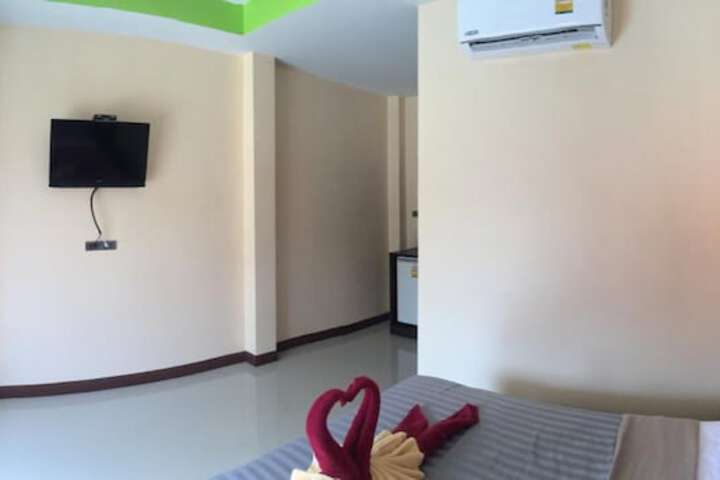 Room 11 of 51