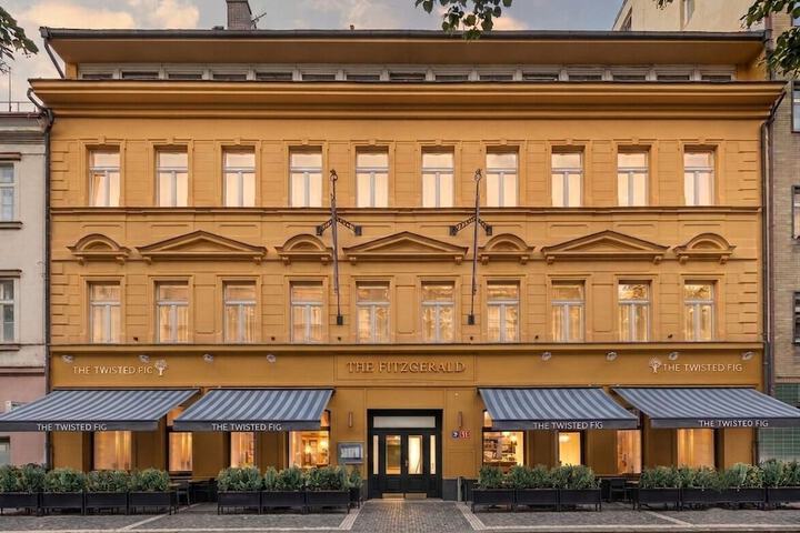 THE HOTEL FITZGERALD
