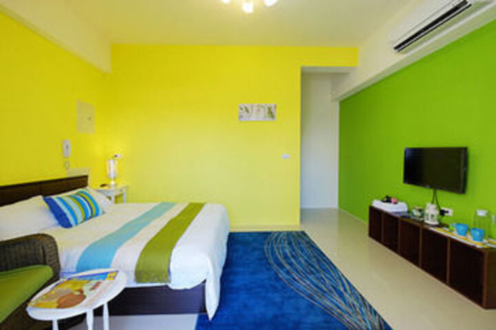 Room 13 of 31