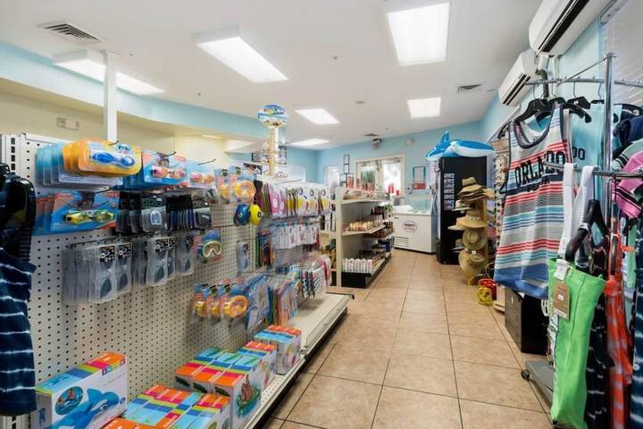 Gift Shop 43 of 53