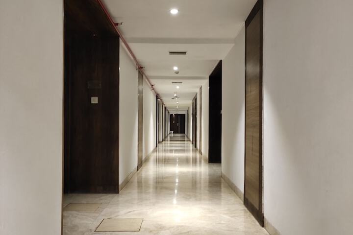 Hotel 2 of 72