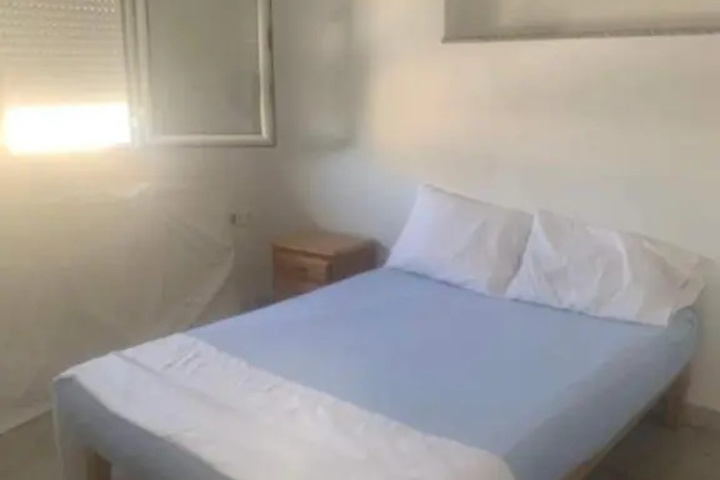 Room 2 of 2