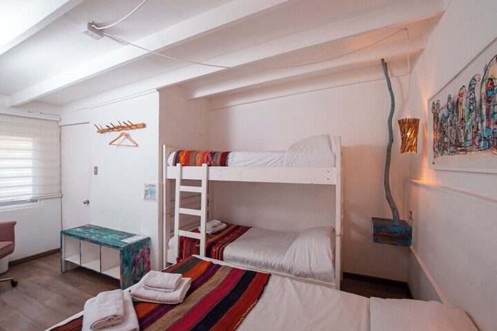 Room 33 of 37