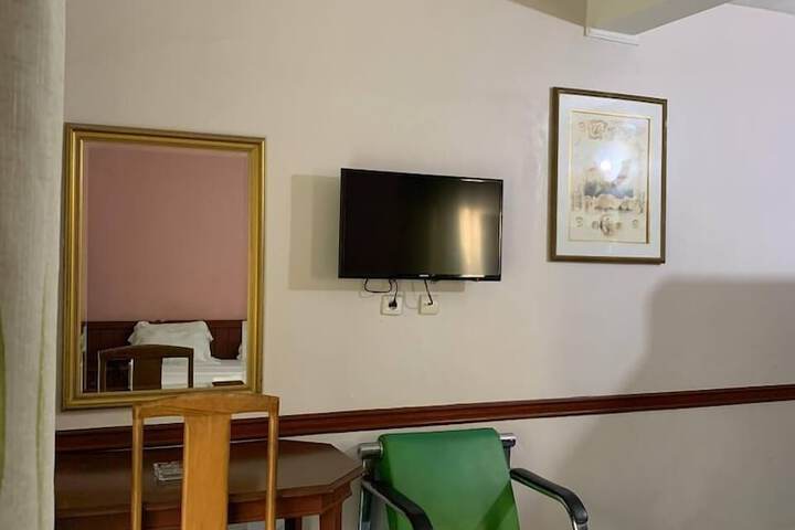 Room 20 of 87