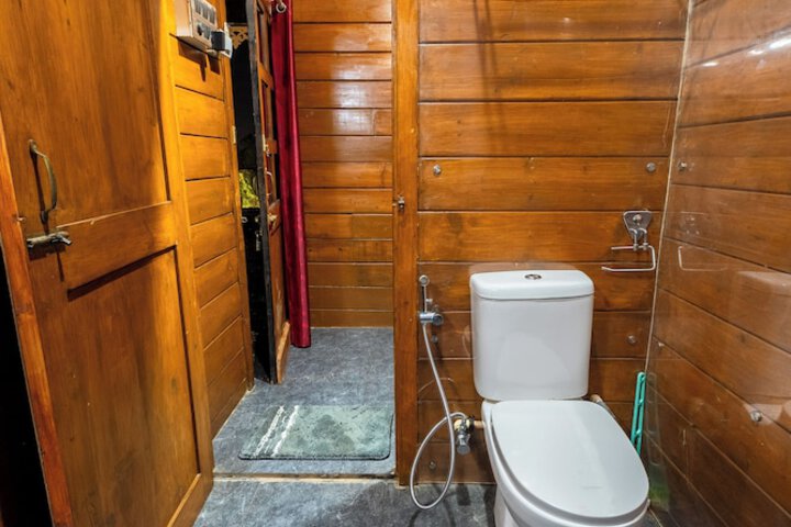 Room 13 of 53