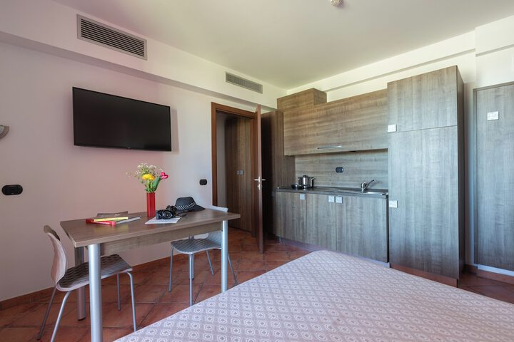 Room 9 of 60