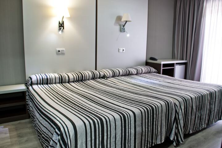 Room 8 of 37