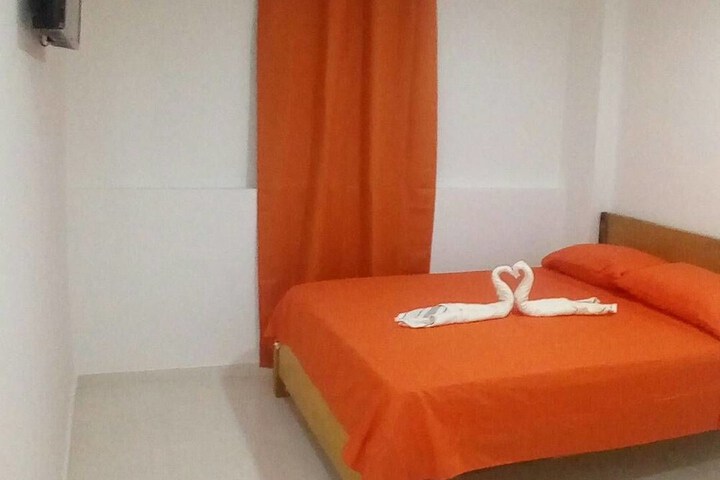 Room 2 of 9