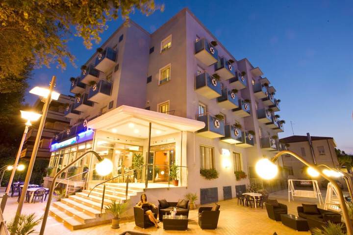 Hotel 45 of 46
