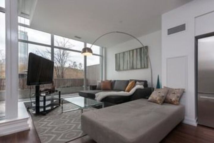 Applewood Suites Condo Townhome
