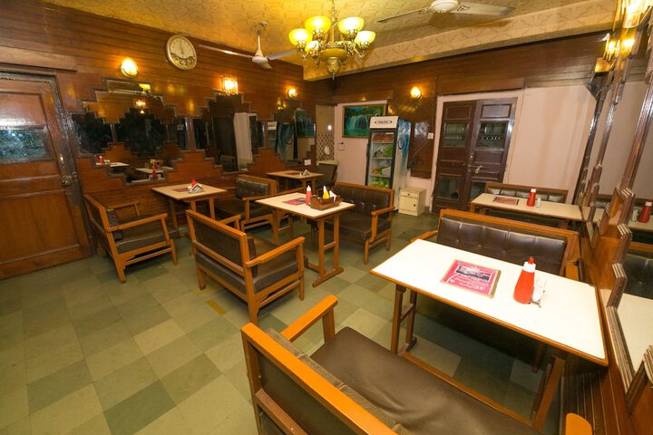 Dining 76 of 113