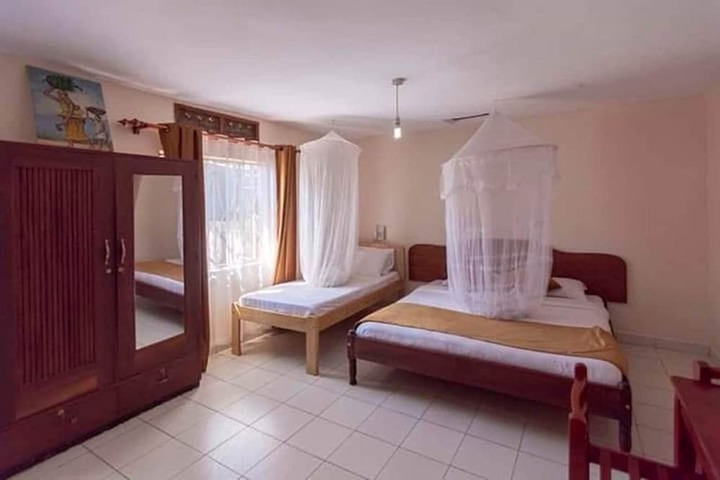 Room 5 of 21