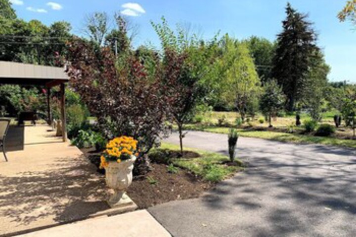 Property Grounds 28 of 44