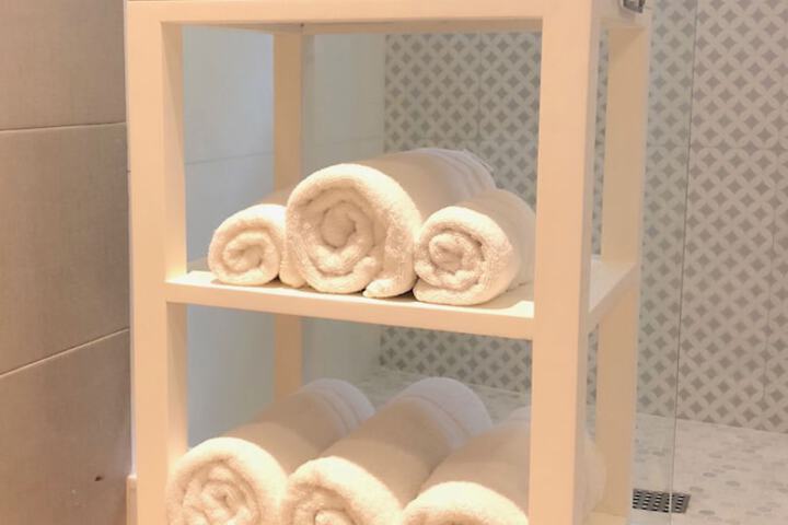 Bathroom amenities