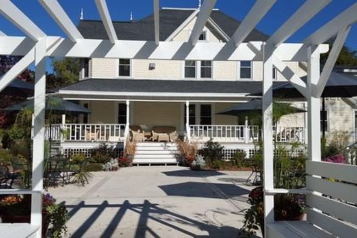 Property Grounds 59 of 68