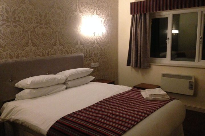 Room 3 of 58