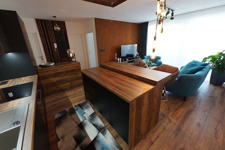 Room 11 of 35