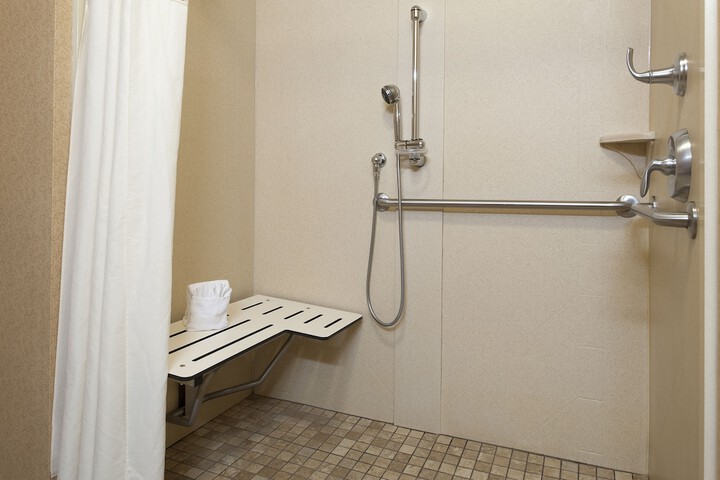1 King Hearing Accessible (6 of 15)