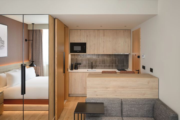 Room 10 of 56