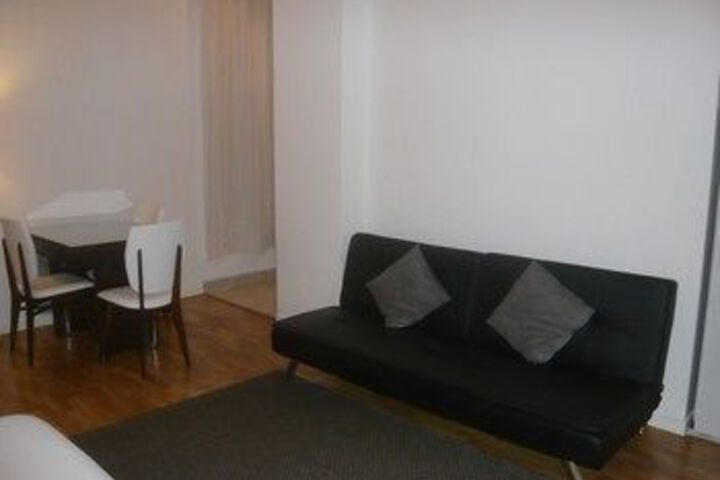 Room 62 of 71