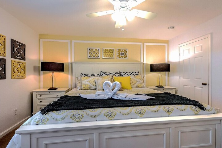 Room 435 of 710