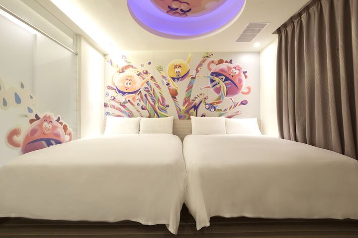 Room 8 of 45