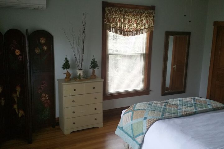 Room 69 of 198