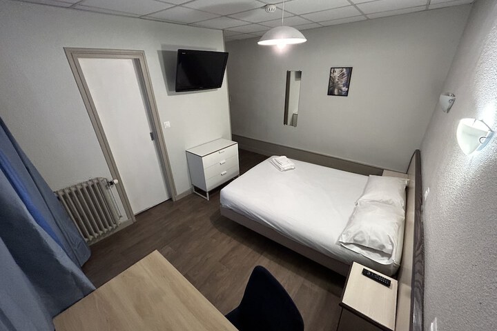 Room 37 of 81