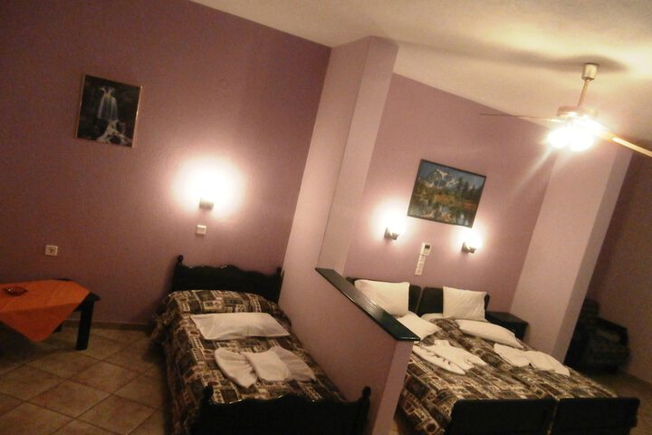 Room 20 of 49