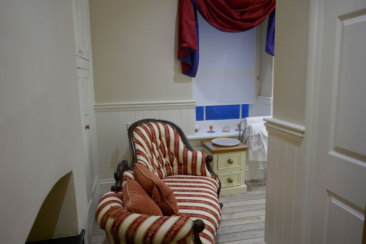 Room 47 of 79