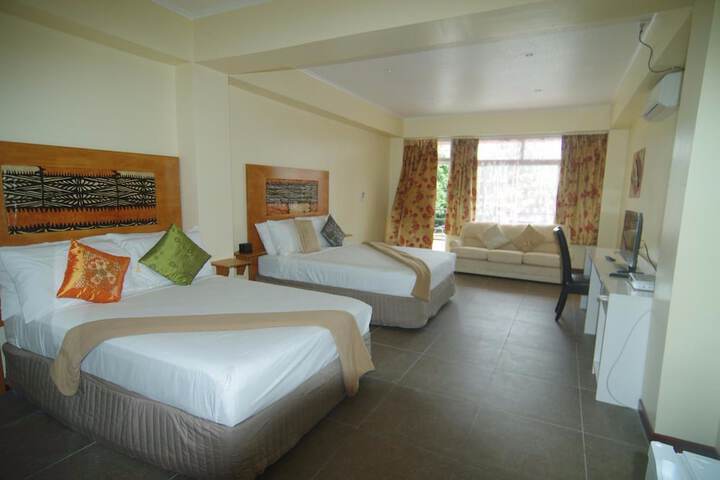 Room 9 of 29