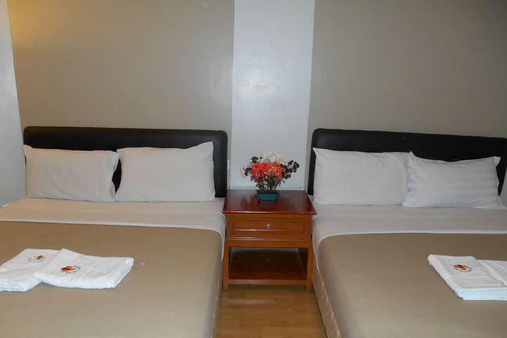 Room 8 of 41