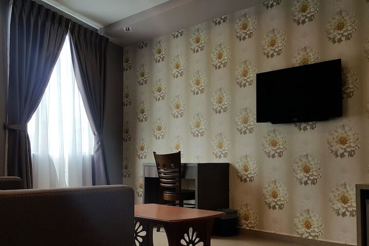 Room 28 of 34