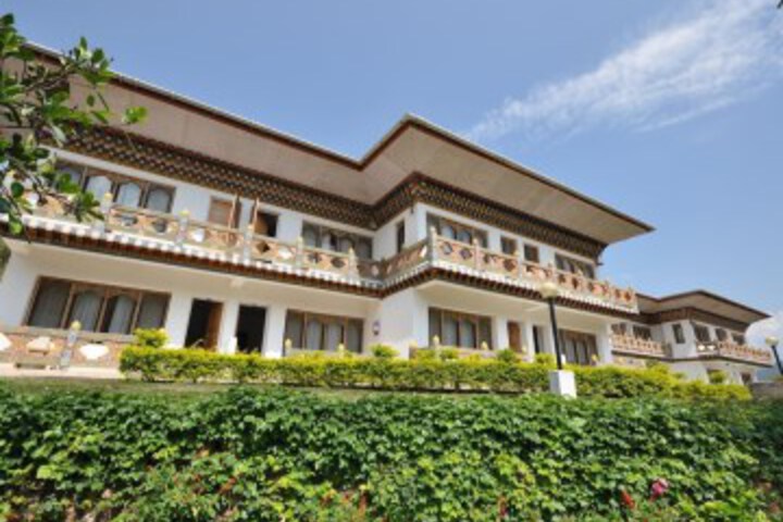 Himalayan Dragons Nest Hotel
