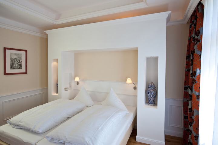 Room 7 of 50
