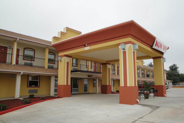 Hotel 45 of 53
