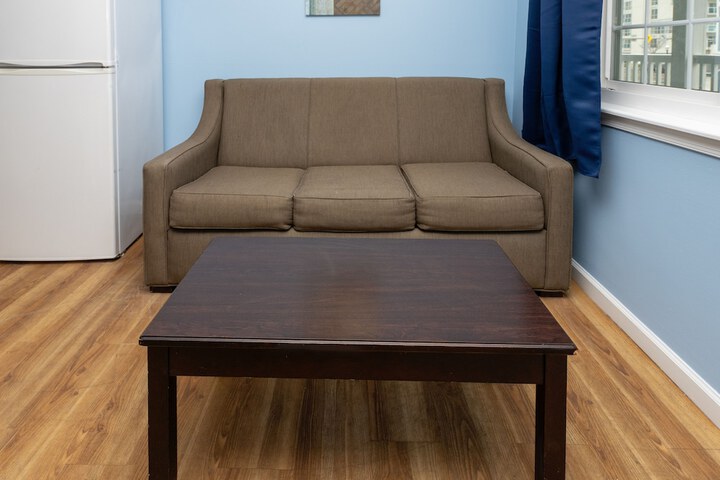 2 Double Beds (6 of 24)