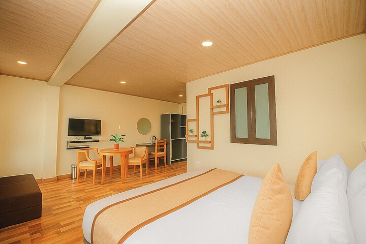 Room 14 of 39