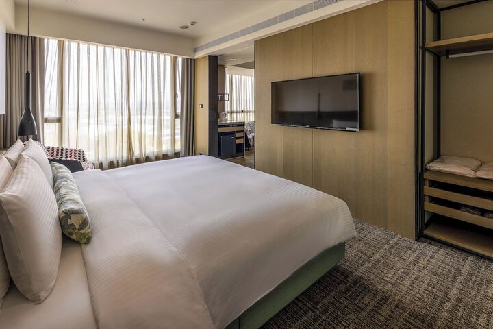 Room 21 of 104