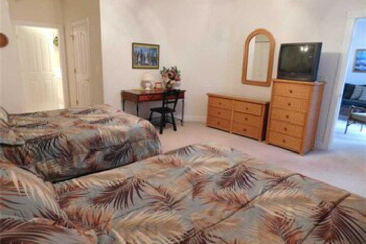 Room 26 of 65
