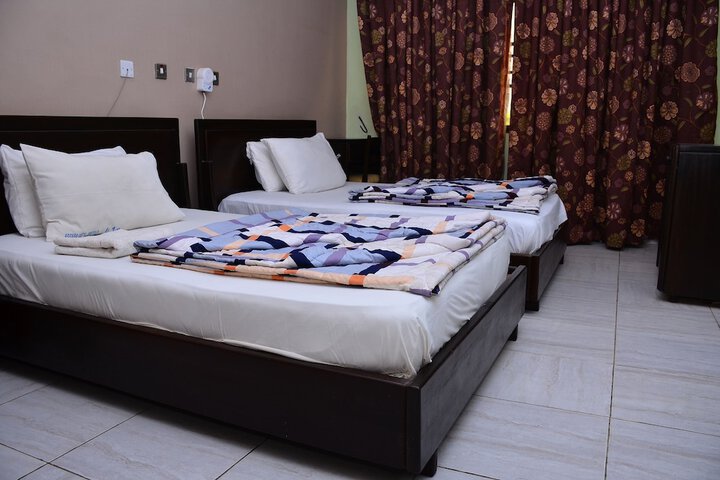 Room 5 of 30
