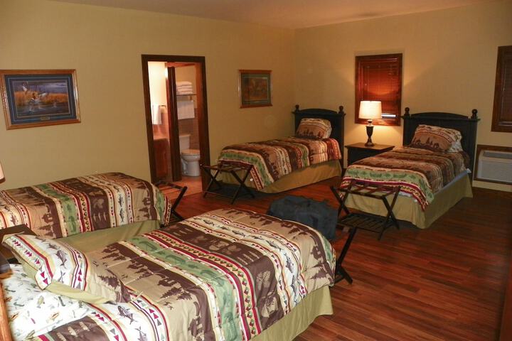 Room 3 of 18