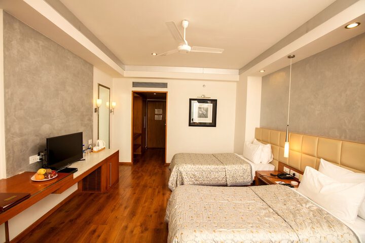 Room 10 of 69