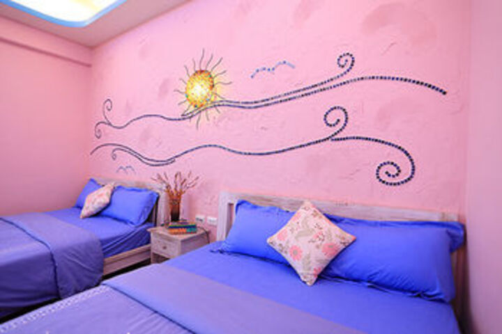 Room 8 of 24