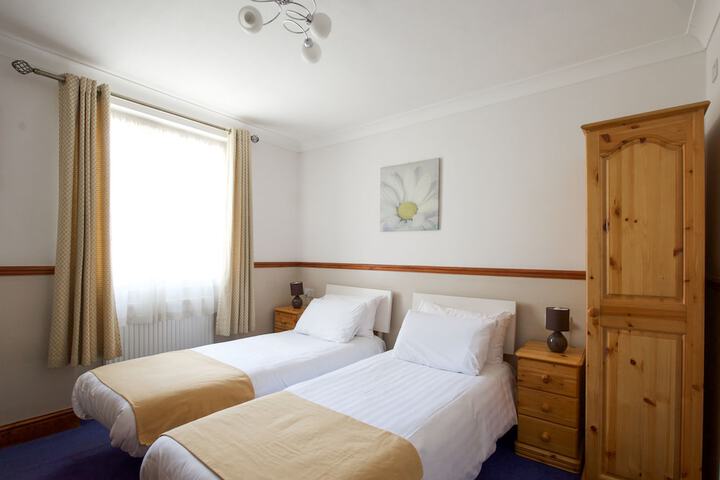 Room 18 of 52