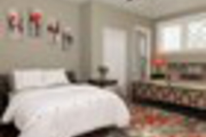 Room 95 of 282