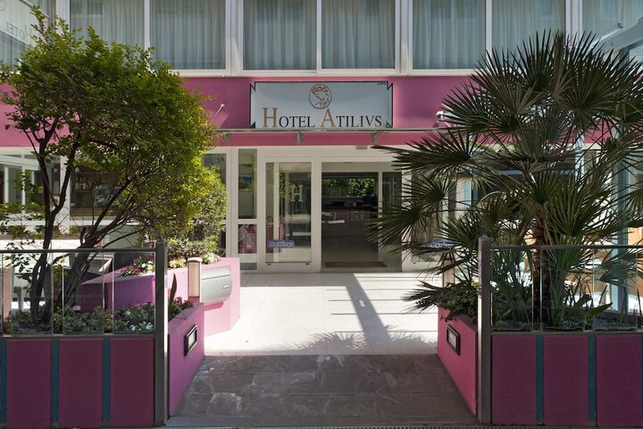 Hotel 52 of 55