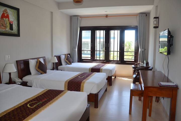 Room 10 of 75